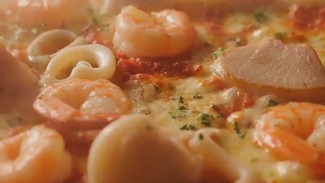 [PIZZAREVO & HIRADO] 特製ペスカトーレピザ